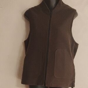 Filson Brown Vest Timeless Style